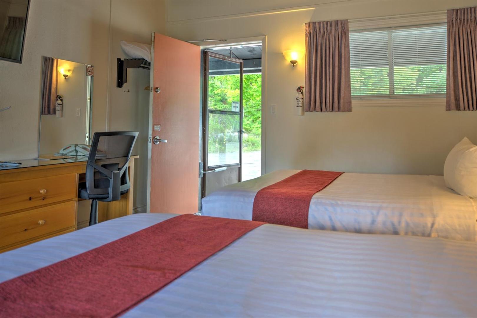 Lakeview Motel ฮาลีเบอร์ตัน ภายนอก รูปภาพ